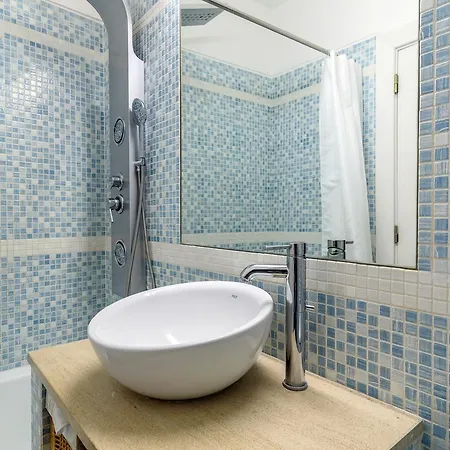 Guestready - Cosy Flat Santos-o-velho *